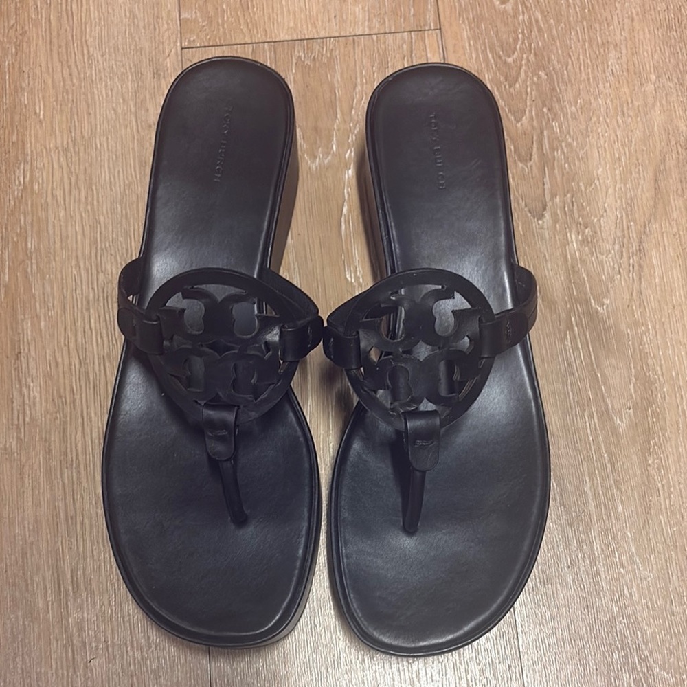 Tory Burch Black Logo Thong Sandals *13M*